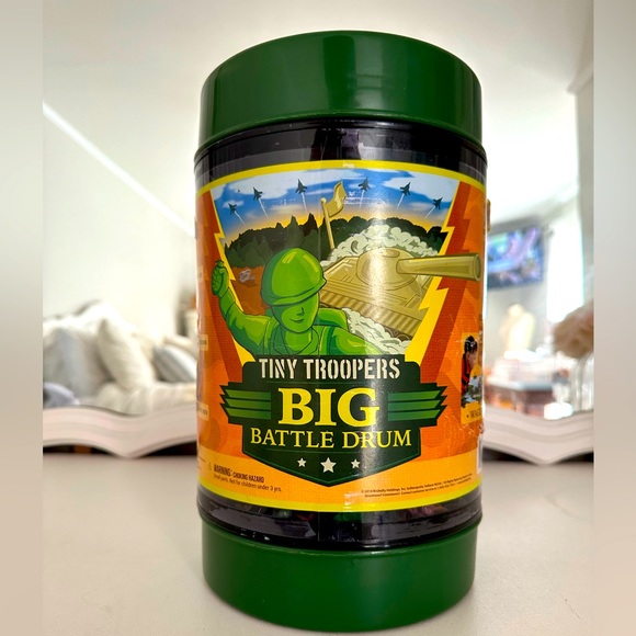 Other - Drum of Army men